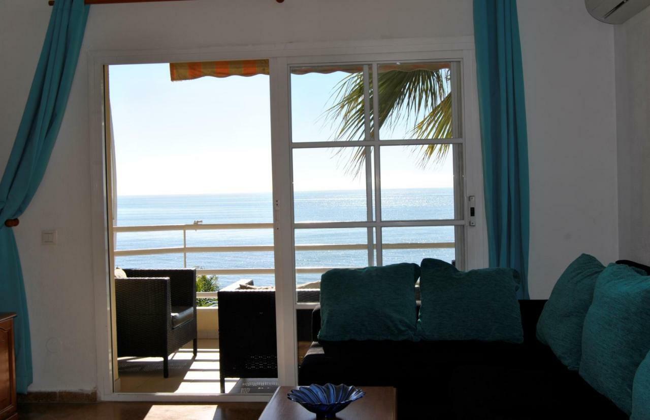 Apartamento Frente Al Mar,Primera Linea Rincón de la Victoria Exterior photo