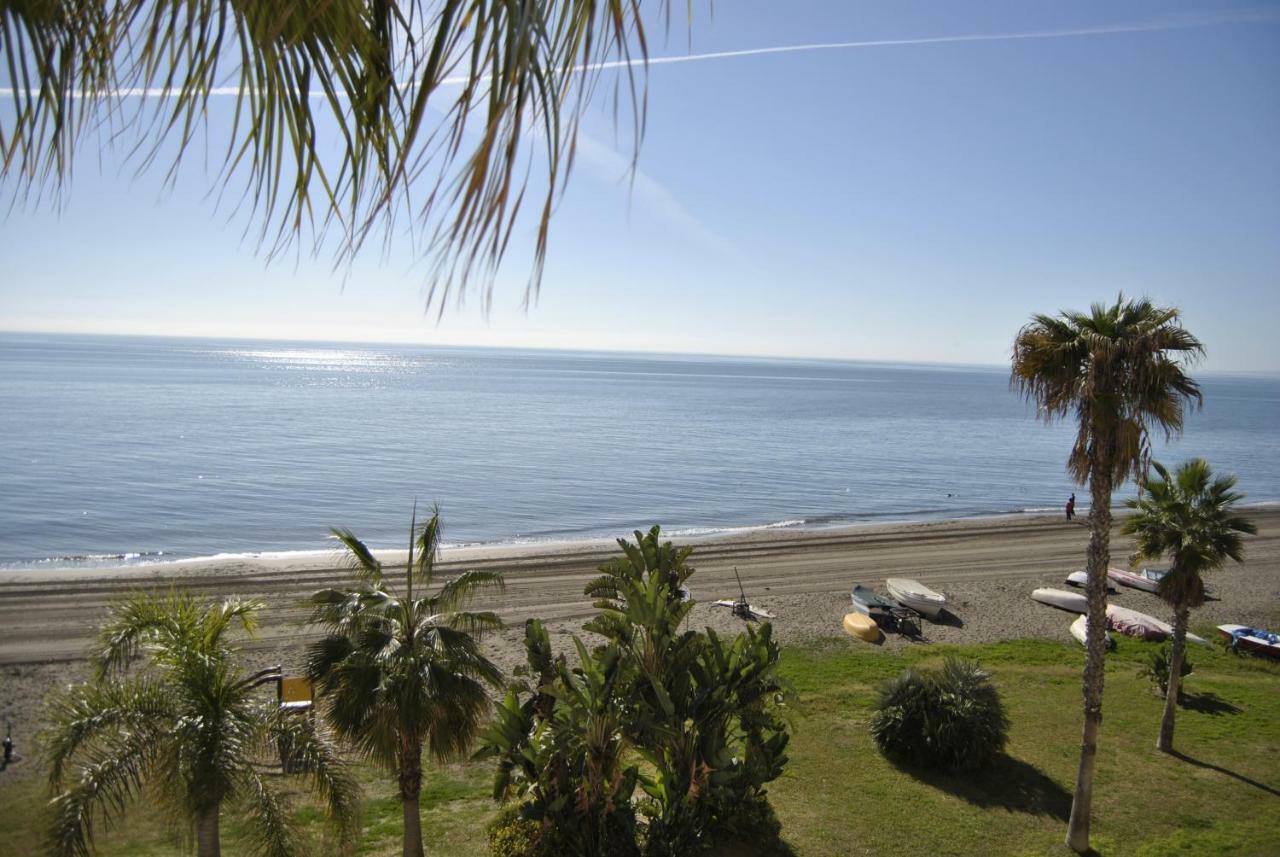 Apartamento Frente Al Mar,Primera Linea Rincón de la Victoria Exterior photo